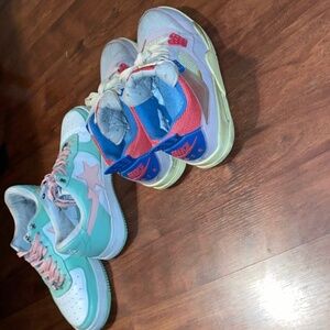 Bapes 9.5- 150/ Jordan 4 guava ice 9- 400